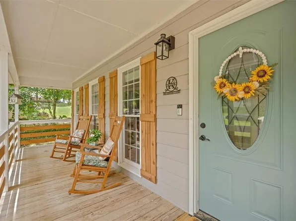 425 Shelby Ln, Hiram, GA 30141