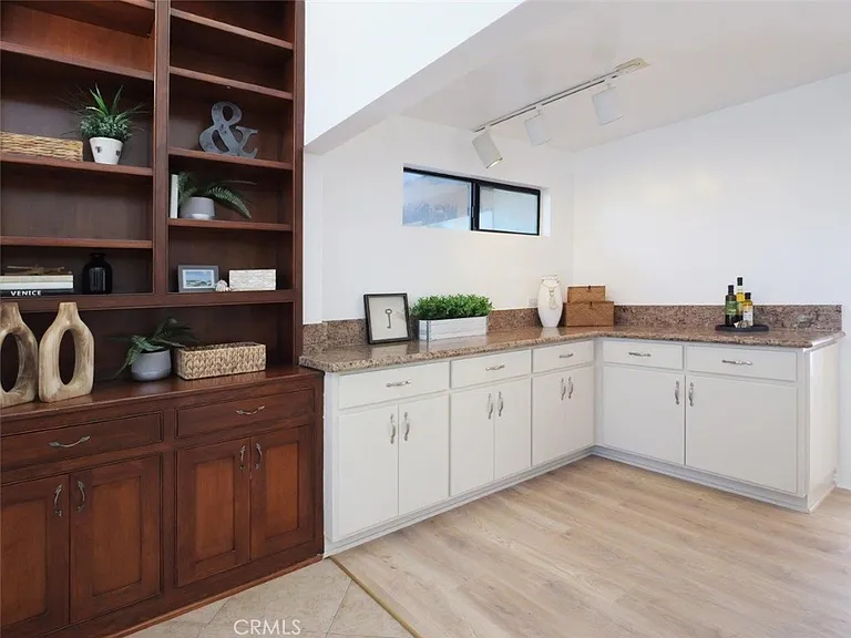 2105 W Paseo Del Mar — Photo 28