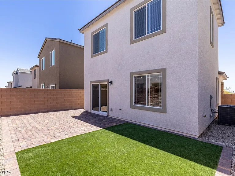 360 Great Ocean Ave — Photo 48