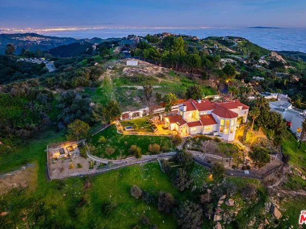 501 Sadie Rd, Topanga, CA 90290