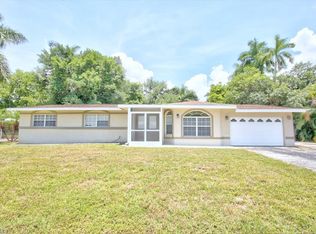 6212 Saint Andrews Cir N, Fort Myers, FL 33919