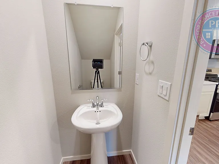 862 Sifuentez Ct — Photo 10