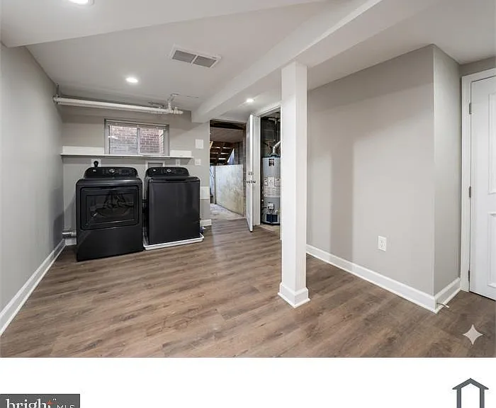 303 Webster St NW — Photo 8