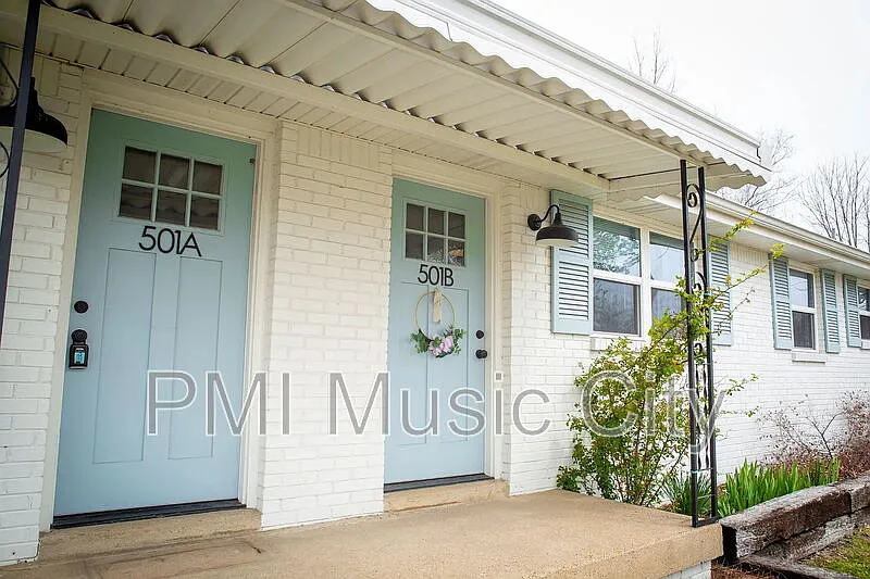 2 bed, 1.0 bath, 800 sqft, $1,595 — Photo 2