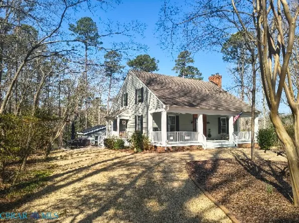 968 Wilton Creek Rd, Hartfield, VA 23071