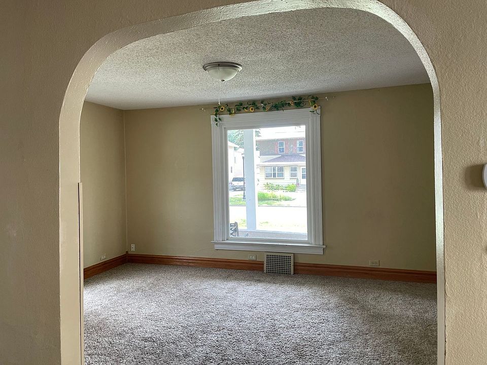 809 11th Ave N, Fargo, ND 58102 Zillow