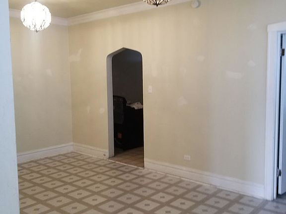4th image of 4818 W North Ave #2-E