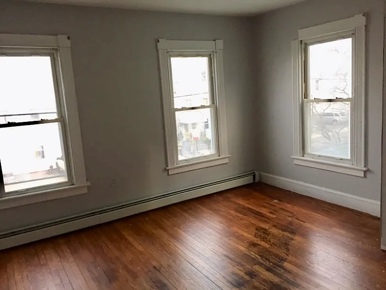 37 Benson St #1 — Photo 4