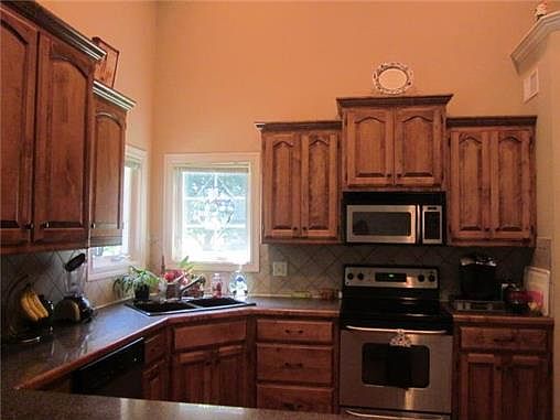 5th image of 1607 Sophie Dr