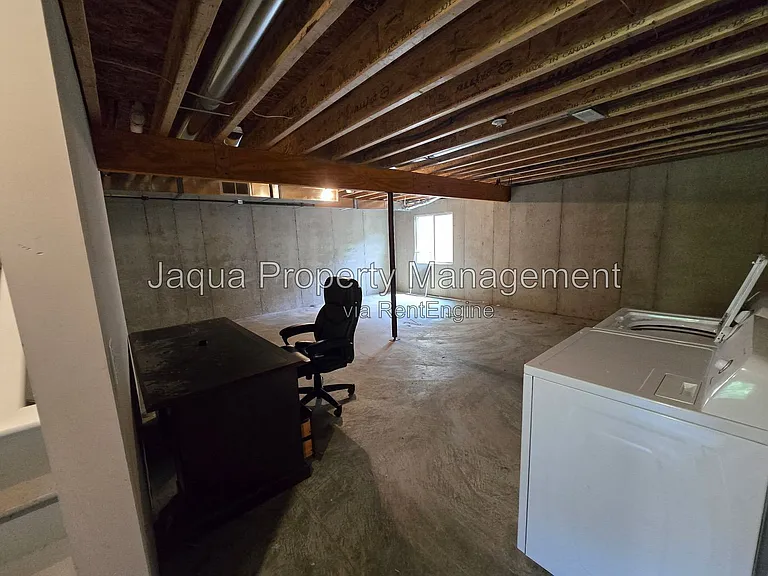 10578 Stadium Dr — Photo 21