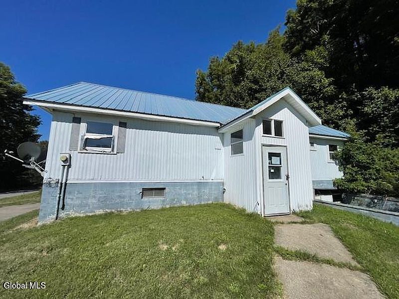 4th image of 172 Hardscrabble Road