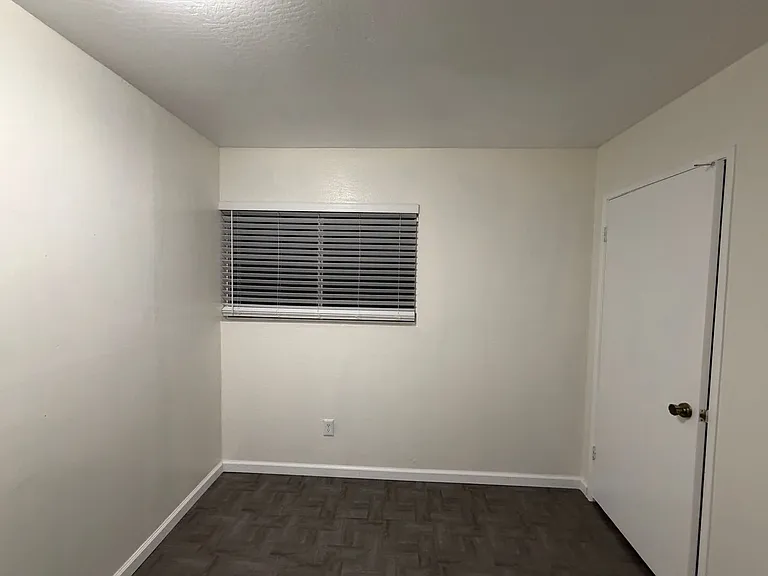2617 Auburn Ct — Photo 23