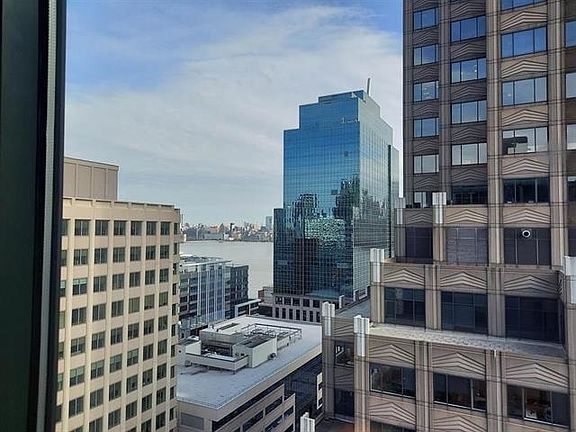 2nd image of 105 Greene St APT 1503