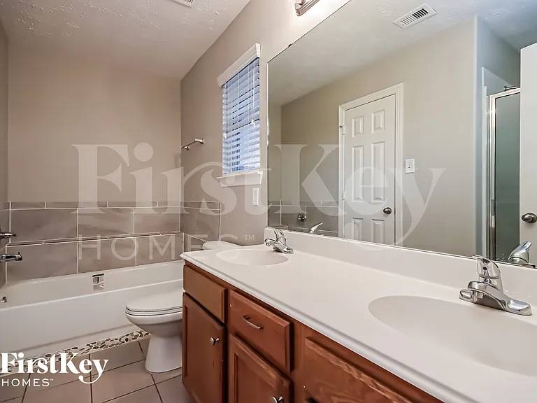 15114 Diamond Way — Photo 10