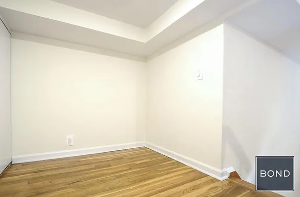 Rented by Bond New York | media 20