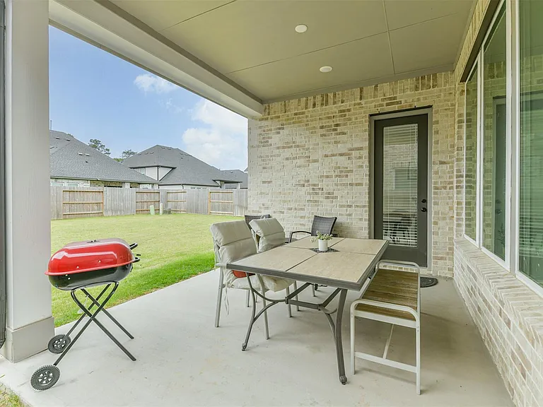 9243 Trimble Landing Dr — Photo 28