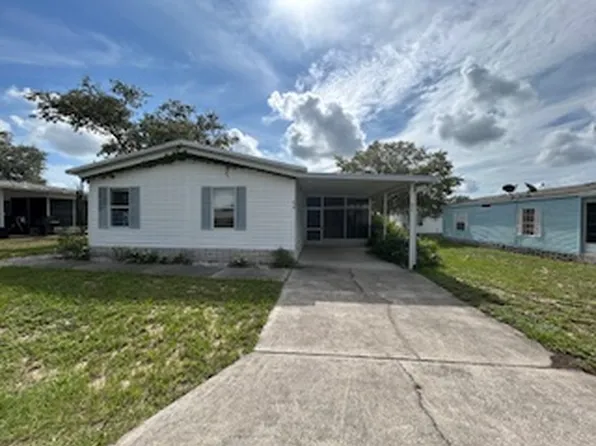 512 Camellia Dr, Fruitland Park, FL 34731