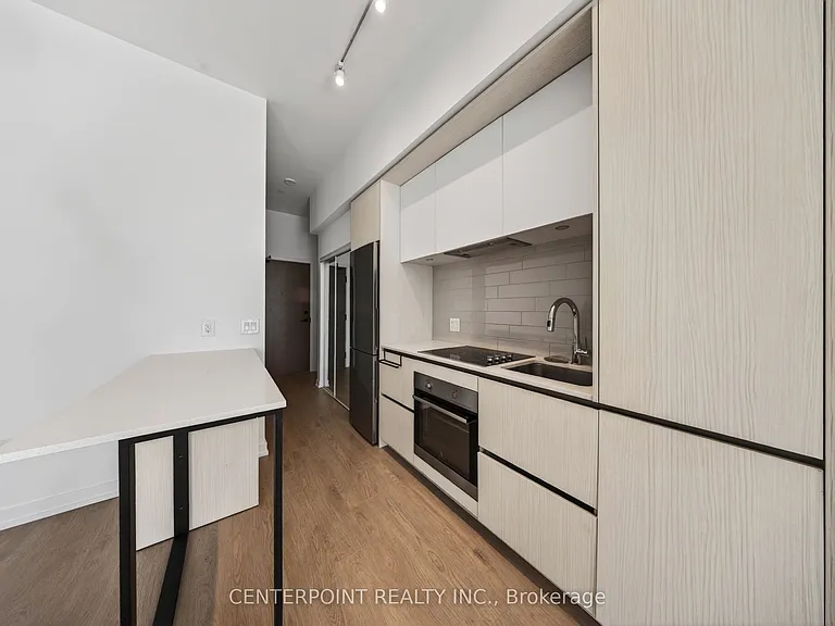 34 Tubman Ave #1102E — Photo 4