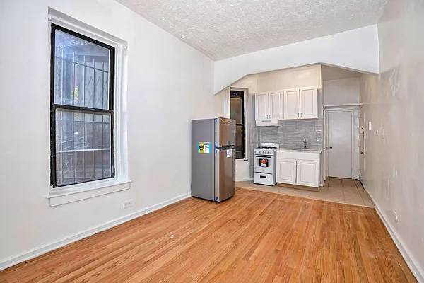 Rented by Compass | media 1