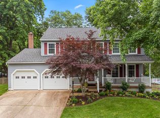 1907 E Beech Rd, Sterling, VA 20164