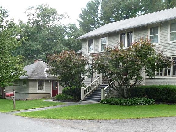3rd image of 97 Bryan St