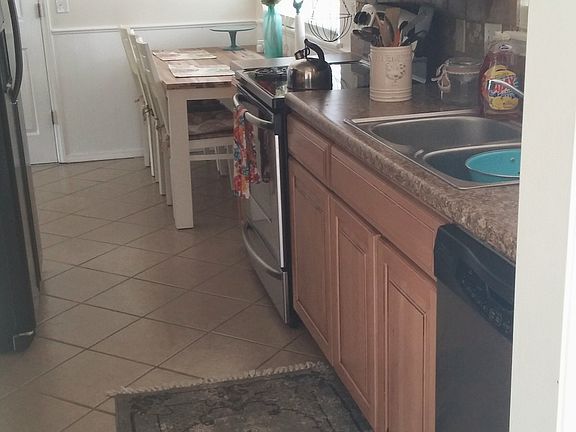 4th image of 1931 Arapaho Dr