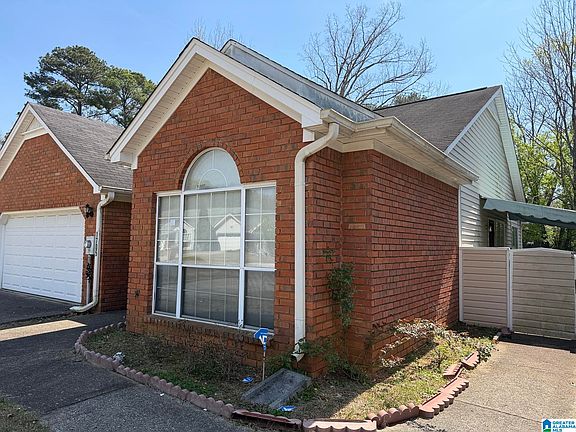 3rd image of 1705 Lake Park Cir