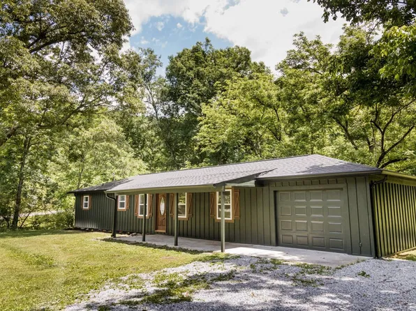 10716 Dallas Hollow Rd, Soddy Daisy, TN 37379