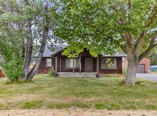 44751 Willis Ave, Laytonville, CA 95454