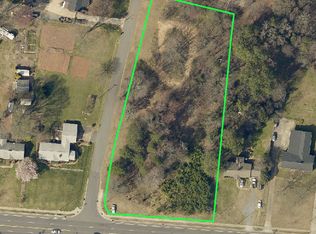 5811 Hickory Grove Rd, Charlotte, NC 28215