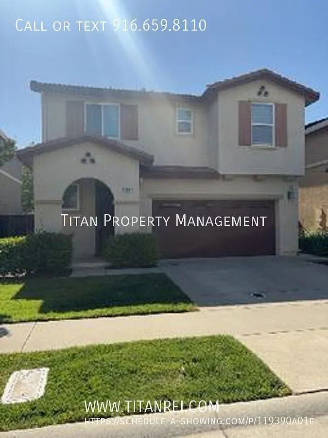 4 bed, 2.5 bath, 1800 sqft, $2,699 — Photo 1