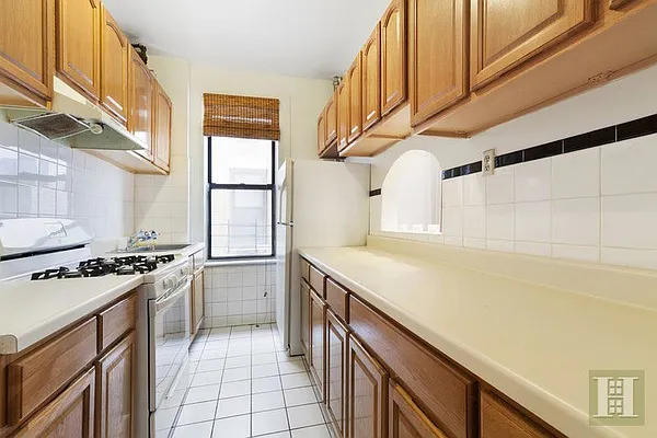 Rented by Halstead Real Estate | media 3