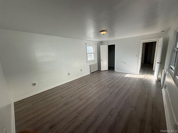 4th image of 437 3rd St APT 1