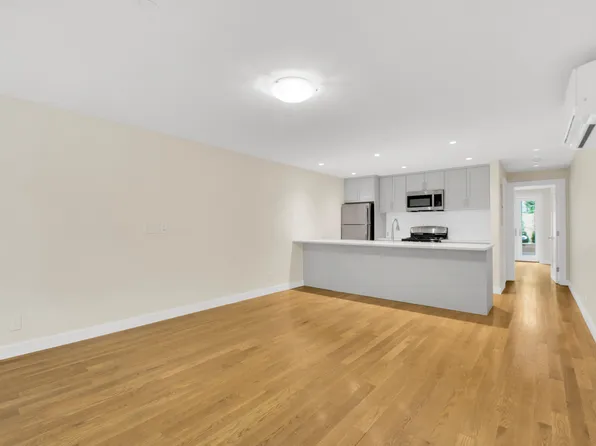 466 Henry Street image 1 of 10