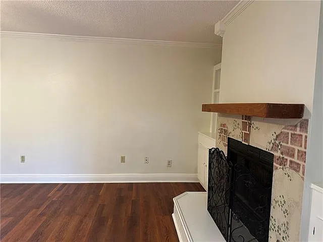 916 Martin Behrman Walk — Photo 12