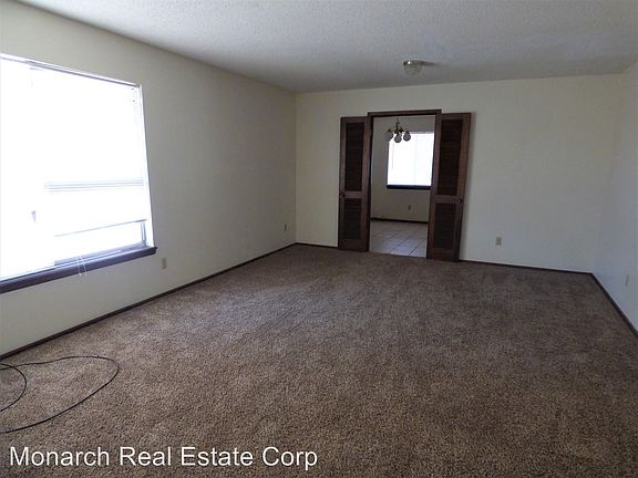 4th image of 1715 Altura Ave