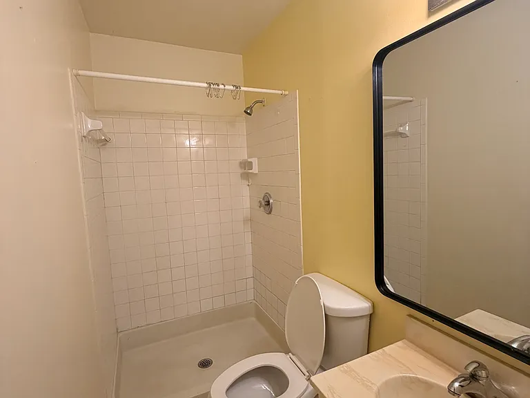 8642 Sumter Ct — Photo 18