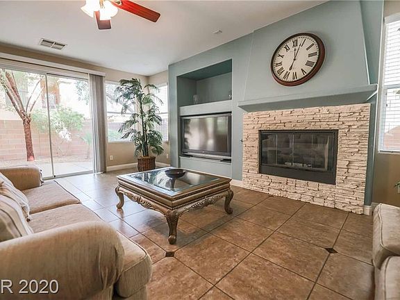 5th image of 1043 Via Di Olivia St