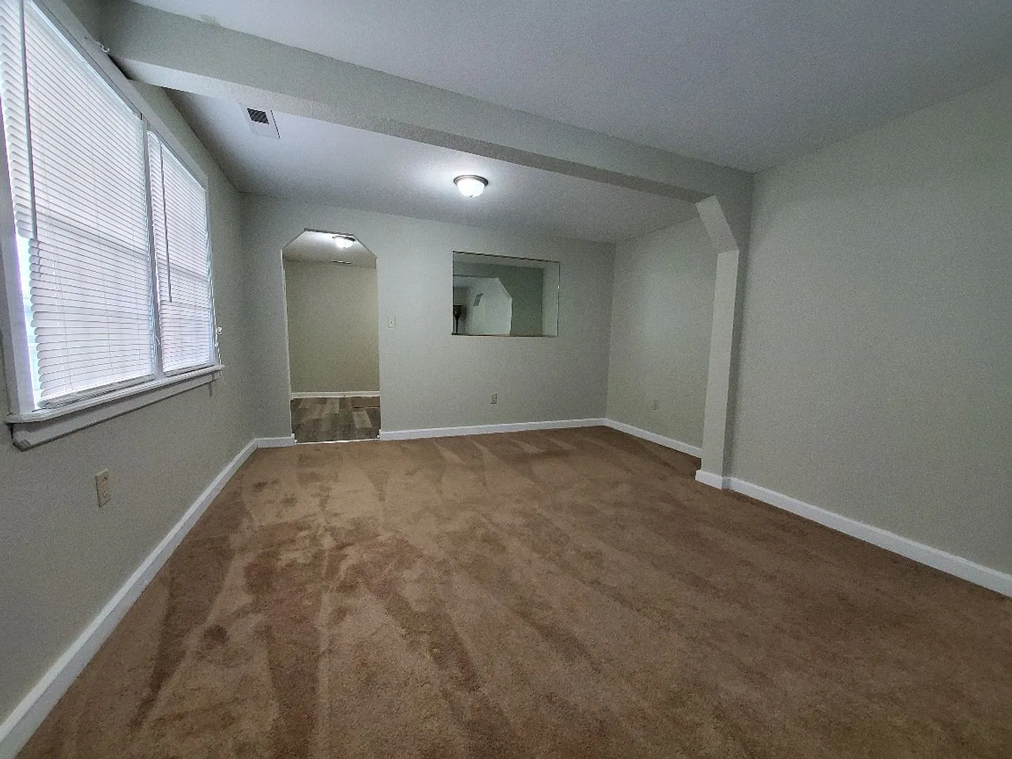 Spacious 3BR/2BA Home Near US Coast Guard Base Lawn Care Included — Photo 3