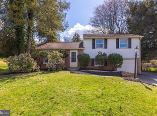 616 Bob White Rd, Wayne, PA 19087