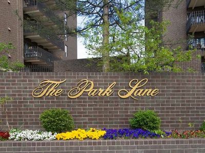 480 S Marion Pkwy APT 502, Denver, CO, 80209