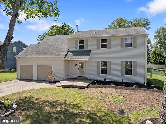 2nd image of 104 McKinley Ave