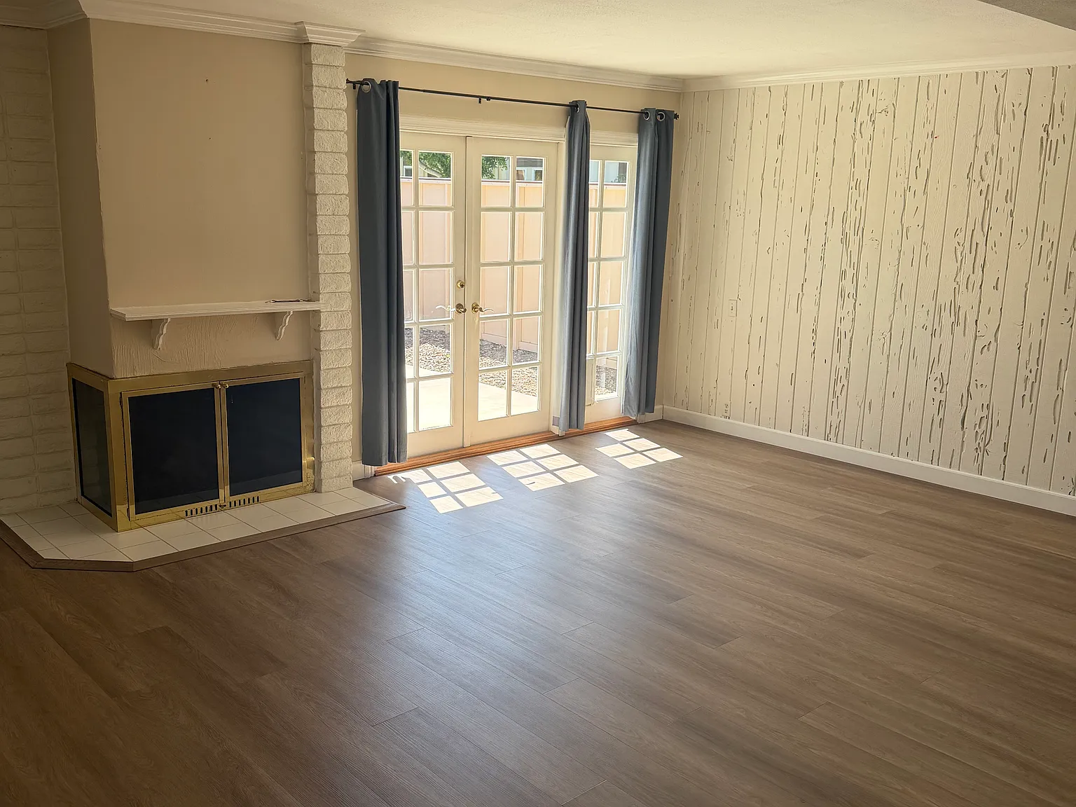 2 bed, 1225 sqft, $4,100 — Photo 3