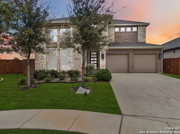 2145 Wildrye Ln, New Braunfels, TX 78132