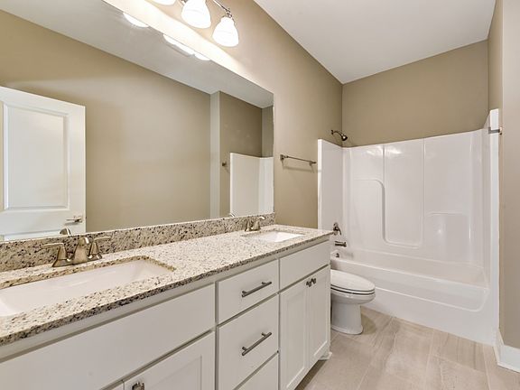 4th image of 26445 Feliciana Dr