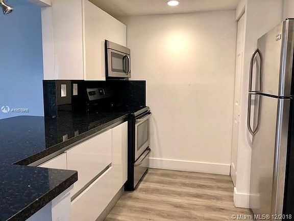 3rd image of 210 NW 107th Ave APT 202