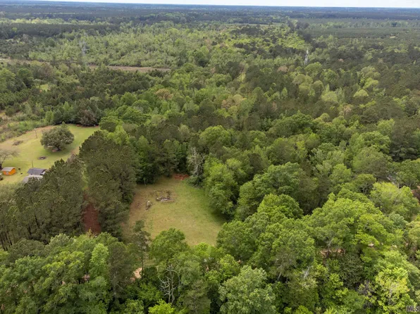 5614 River Rd, Clinton, LA 70722