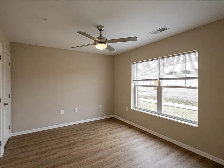 Columbus Renaissance Housing I — Photo 12