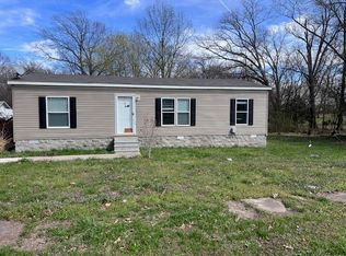 344 N Seba St, Hurst, IL 62949