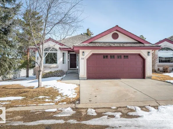 1203 Carter Crest Rd NW #19, Edmonton, AB T6R 2R1